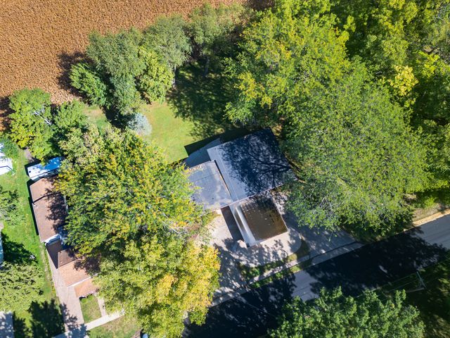 706 N 4th Street, Ashton, IL 61006