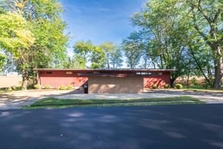 706 N 4th Street, Ashton, IL 61006