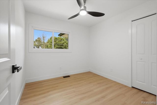 3643 Noble Road, Oxford, MI 48370