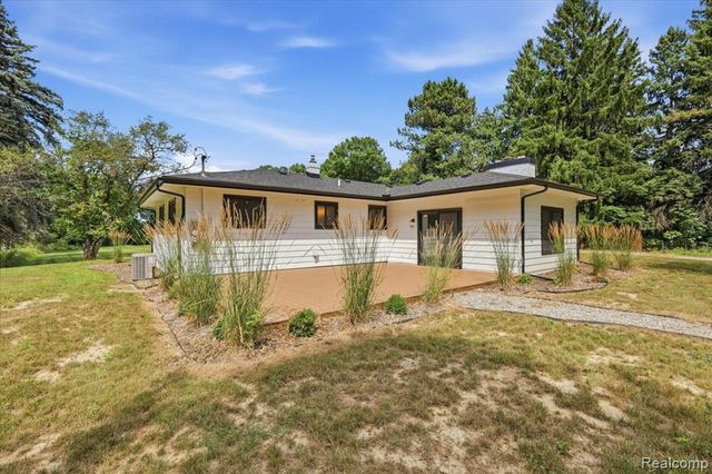 3643 Noble Road, Oxford, MI 48370