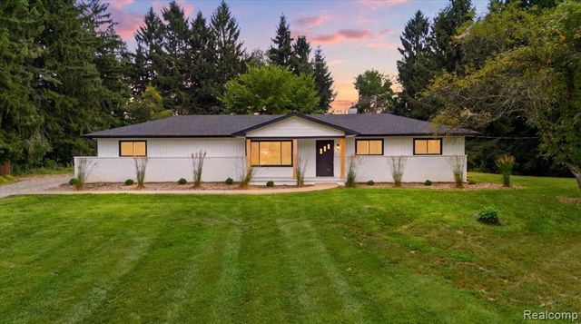 3643 Noble Road, Oxford, MI 48370
