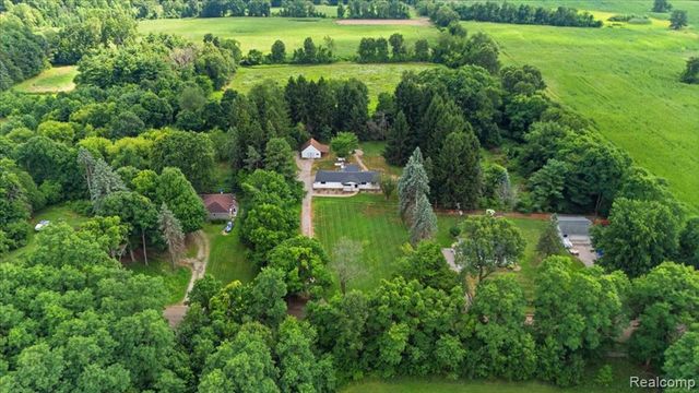 3643 Noble Road, Oxford, MI 48370