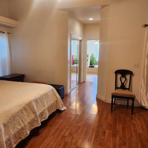 3213 Hollow Avenue, Madera, CA 93637