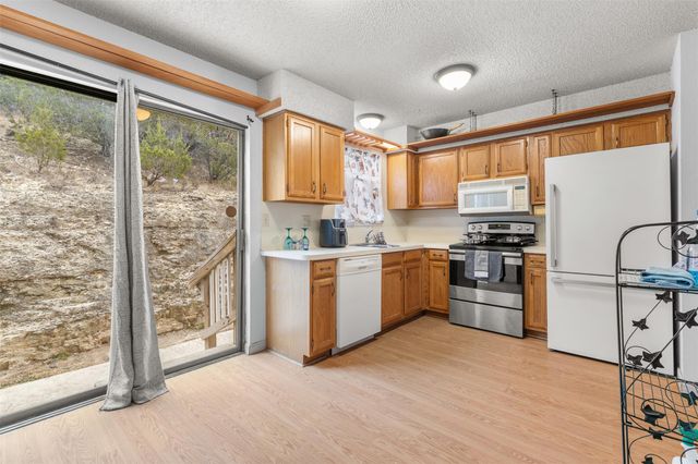 21461 Coyote TRL 7, Lago Vista, TX 78645