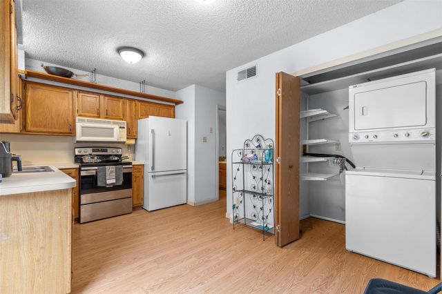 21461 Coyote TRL 7, Lago Vista, TX 78645