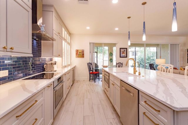 8556 VIA BELLA NOTTE, Orlando, FL 32836