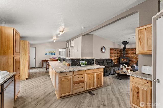 13741 Horsefall Avenue SE, Rainier, WA 98576
