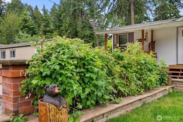 13741 Horsefall Avenue SE, Rainier, WA 98576