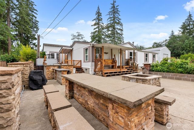 13741 Horsefall Avenue SE, Rainier, WA 98576