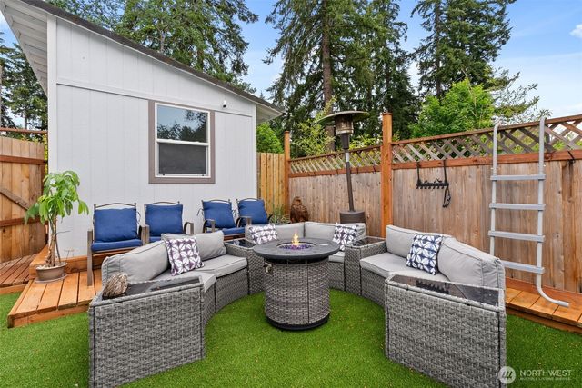 13741 Horsefall Avenue SE, Rainier, WA 98576