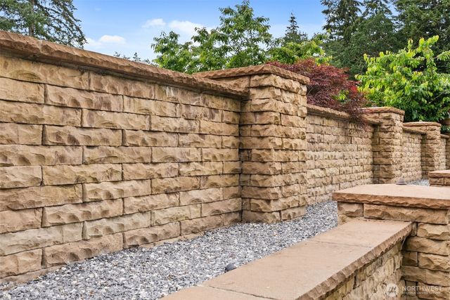 13741 Horsefall Avenue SE, Rainier, WA 98576