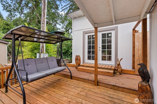 13741 Horsefall Avenue SE, Rainier, WA 98576
