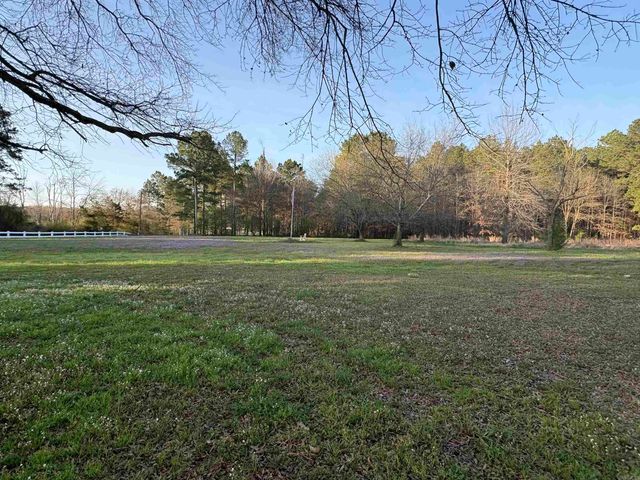 1 Lazy Valley, Morrilton, AR 72110