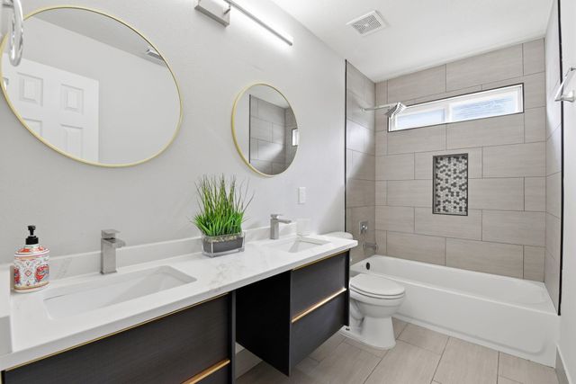 2921 Perdido Bay Lane, Pearland, TX 77584