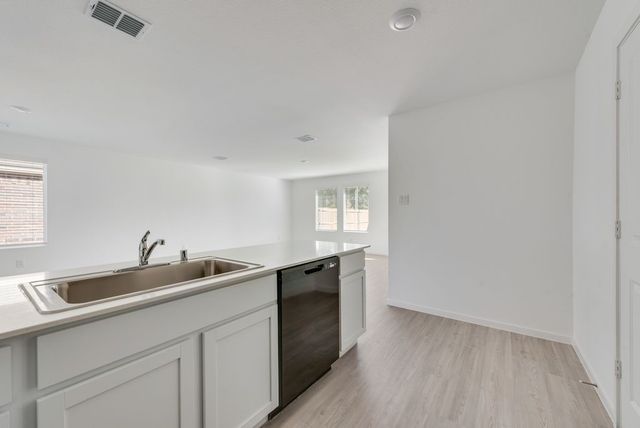 516 Mudson Drive, Dallas, TX 75114