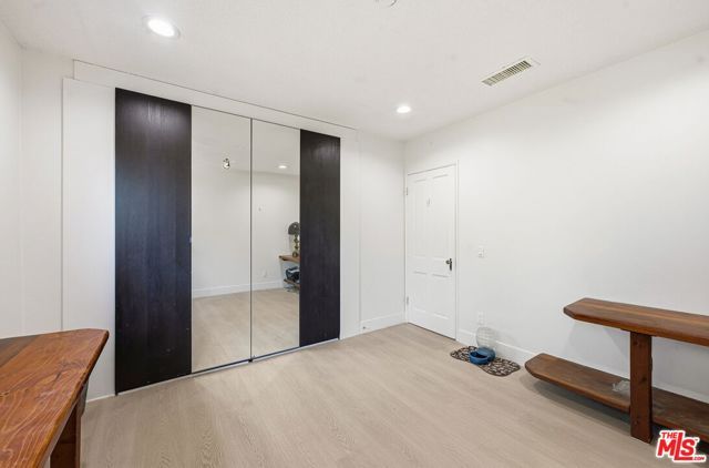 963 Pine Grove Avenue, Los Angeles, CA 90042