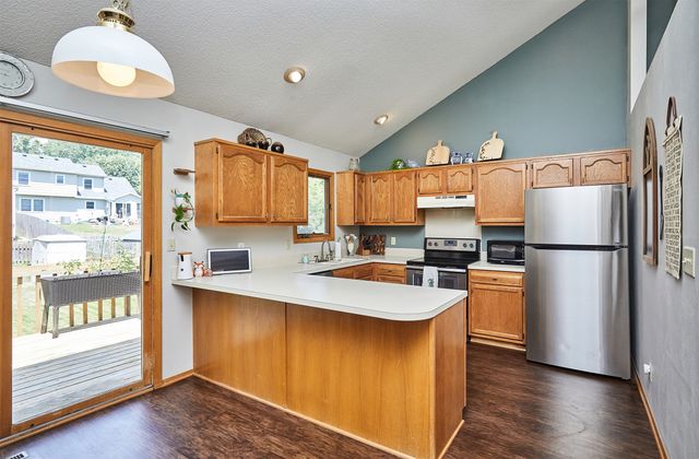 5029 Wistful Vista Drive, West Des Moines, IA 50265