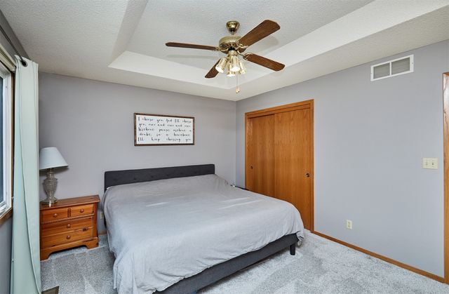 5029 Wistful Vista Drive, West Des Moines, IA 50265