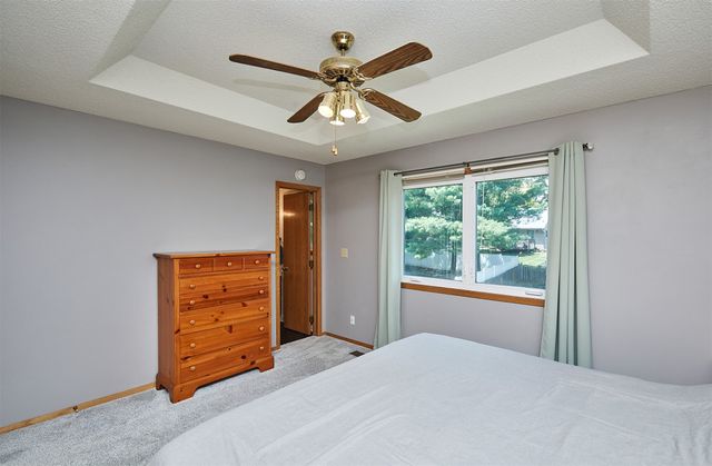 5029 Wistful Vista Drive, West Des Moines, IA 50265