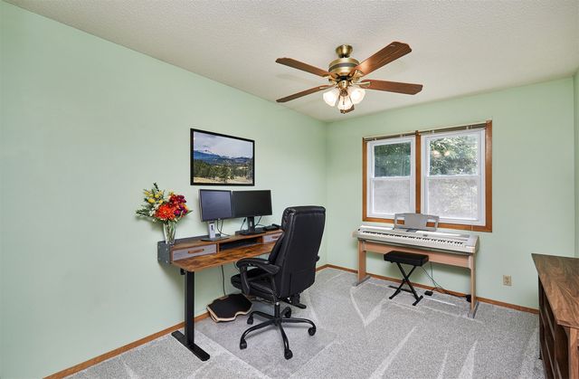 5029 Wistful Vista Drive, West Des Moines, IA 50265