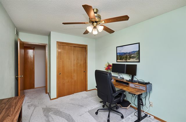 5029 Wistful Vista Drive, West Des Moines, IA 50265