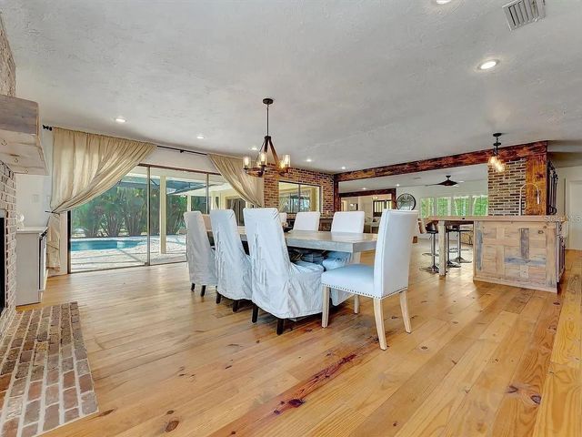 3803 AVENIDA MADERA, Bradenton, FL 34210