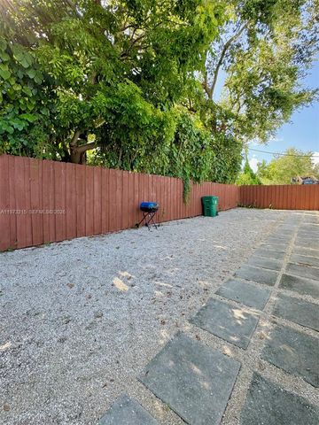 154 NW 62nd St 1, Miami, FL 33150