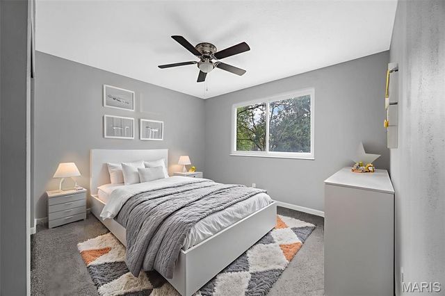 28 Steiert Drive, St Peters, MO 63376