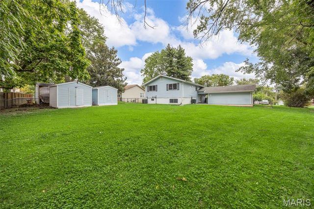 28 Steiert Drive, St Peters, MO 63376