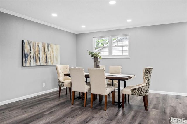 28 Steiert Drive, St Peters, MO 63376