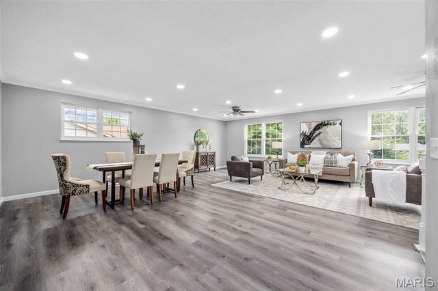 28 Steiert Drive, St Peters, MO 63376