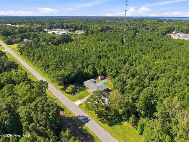 189 Country Club Road, Sneads Ferry, NC 28460