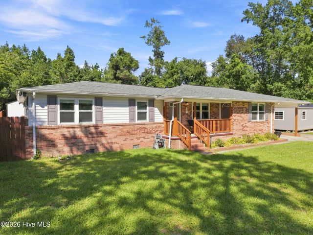 189 Country Club Road, Sneads Ferry, NC 28460