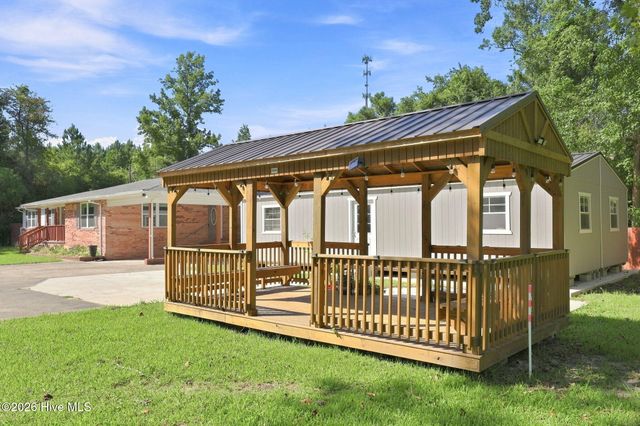 189 Country Club Road, Sneads Ferry, NC 28460