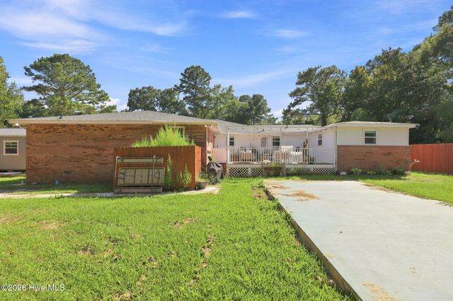 189 Country Club Road, Sneads Ferry, NC 28460