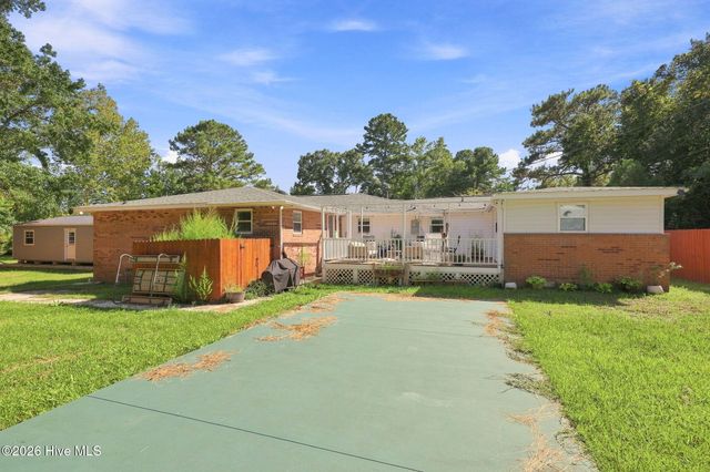 189 Country Club Road, Sneads Ferry, NC 28460