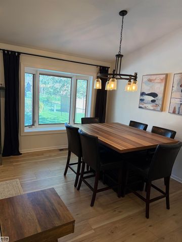 47642 Stephanie Drive, Macomb Twp, MI 48044