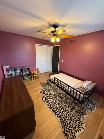 47642 Stephanie Drive, Macomb Twp, MI 48044