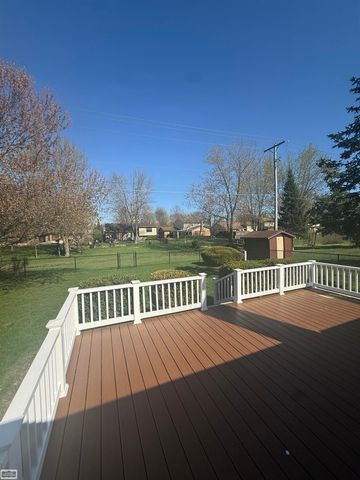 47642 Stephanie Drive, Macomb Twp, MI 48044