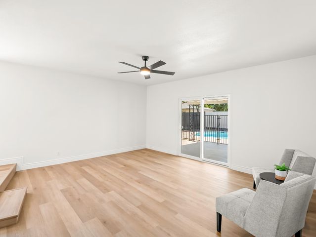 4421 N Maple Avenue, Fresno, CA 93726