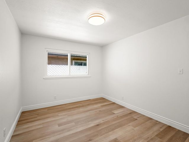 4421 N Maple Avenue, Fresno, CA 93726