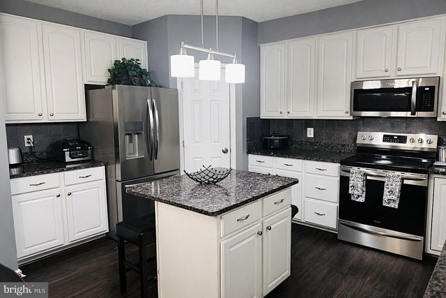 2325 SPRINGDALE LN, Waldorf, MD 20603