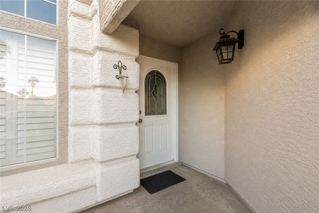 5024 Silhouette Avenue, Las Vegas, NV 89142 — photo 3