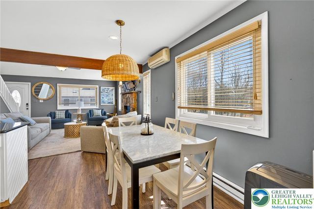 24 Hopkins Circle, Penn Forest Twp, PA 18210