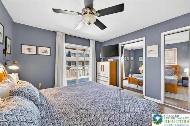 24 Hopkins Circle, Penn Forest Twp, PA 18210