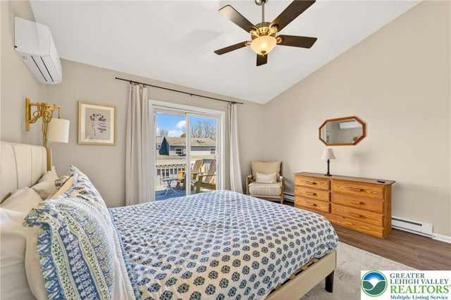 24 Hopkins Circle, Penn Forest Twp, PA 18210