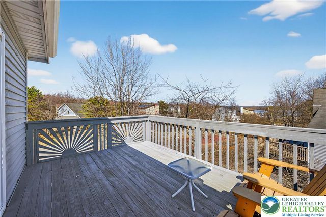 24 Hopkins Circle, Penn Forest Twp, PA 18210