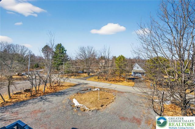 24 Hopkins Circle, Penn Forest Twp, PA 18210