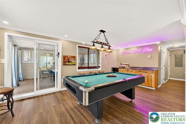 24 Hopkins Circle, Penn Forest Twp, PA 18210