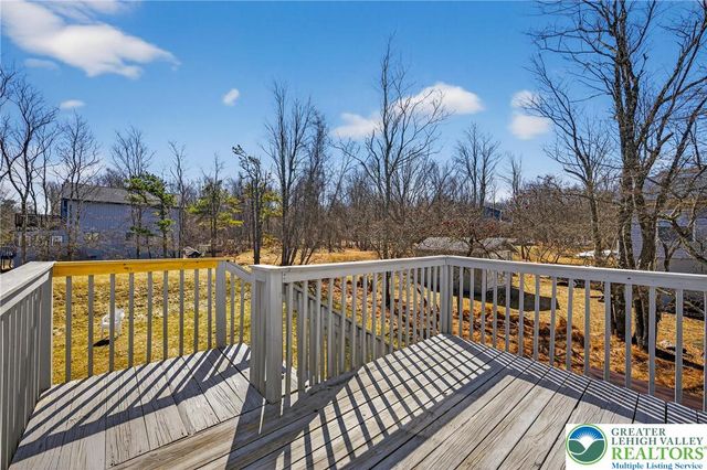 24 Hopkins Circle, Penn Forest Twp, PA 18210